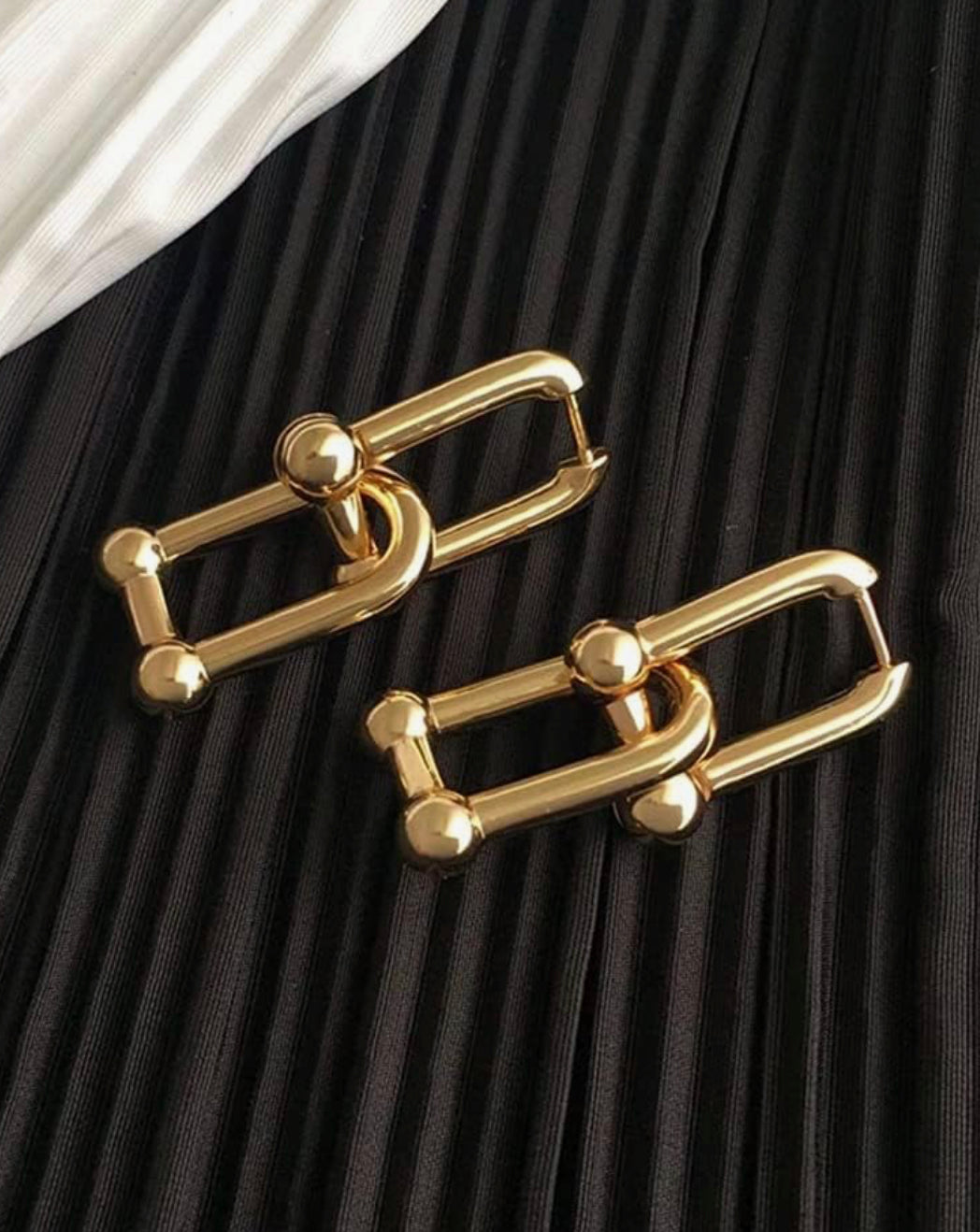 Chunky Hardware Hoops
