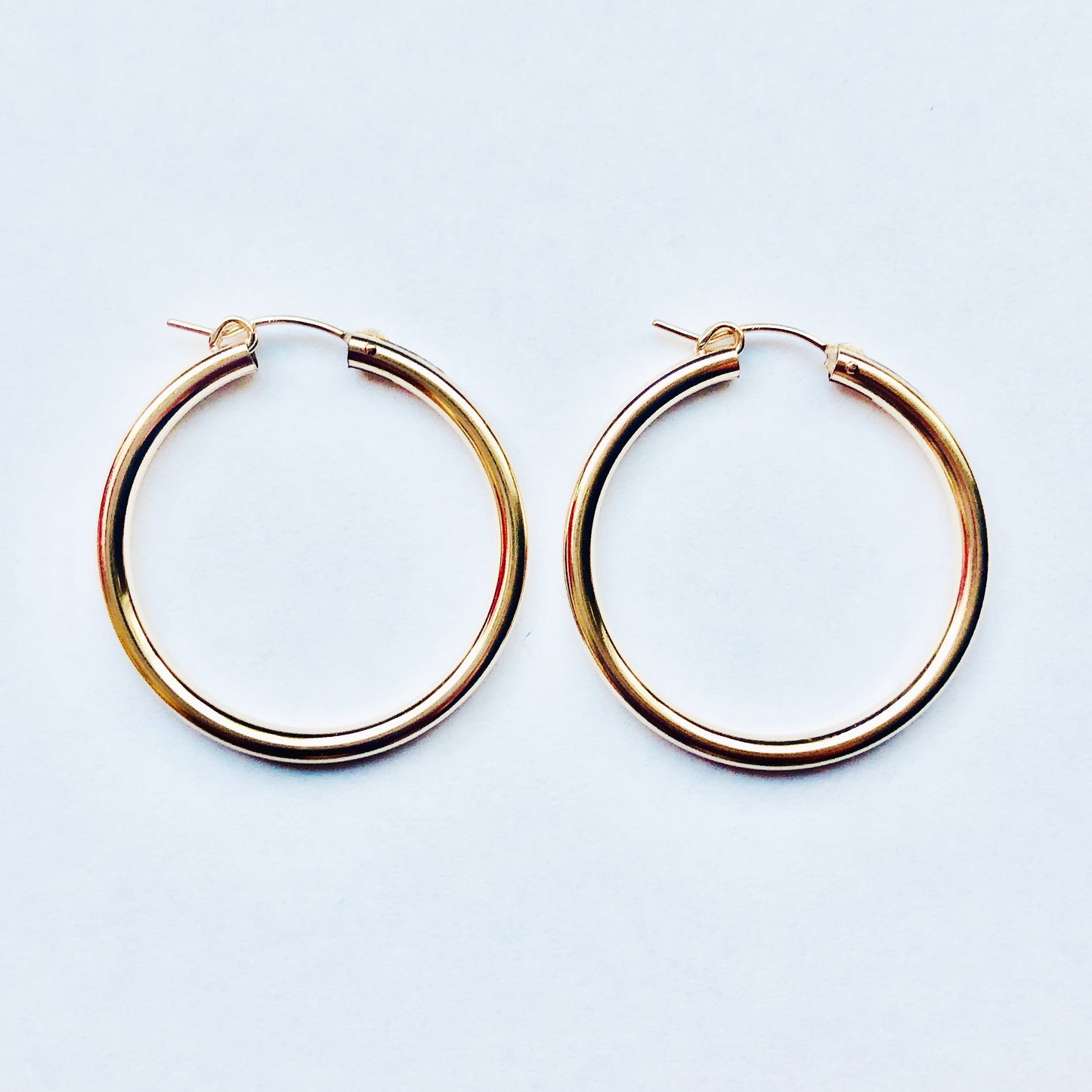 Lev || Hoop Earrings