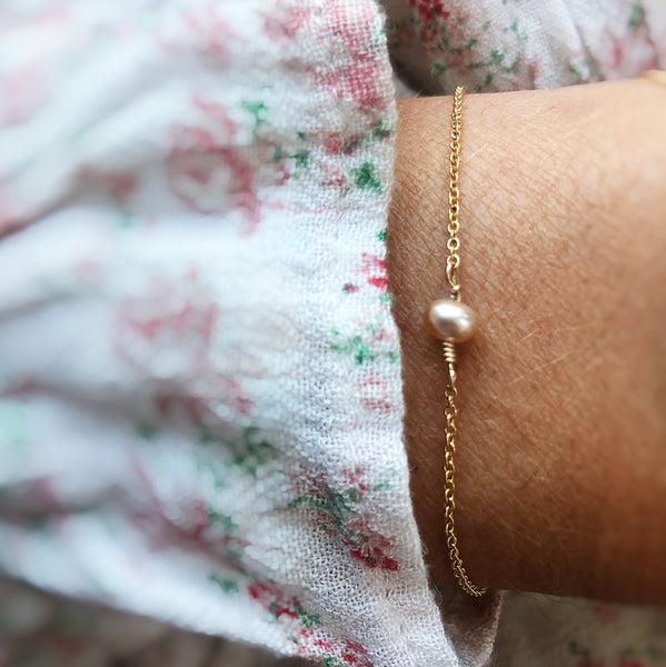 Rosa Pearl Bracelet